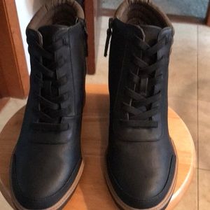 Dr Scholls  Wedge  Bootie